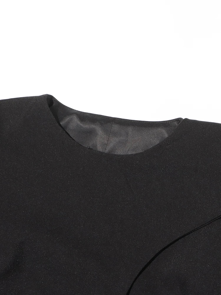 TWOTWINSTYLE Asymmetrical Slimming Blazers For Women Round Neck Long Sleeve Temperament Tunic Coat Female Clothing Fashion Style